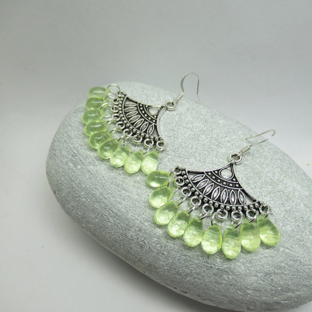 Ug drop statement fan earrings